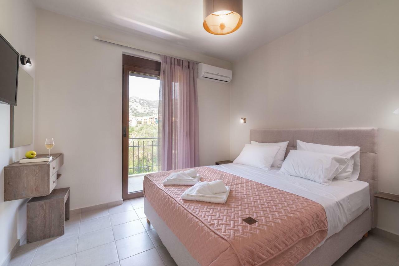 Tesoro Luxury Apartments Sívota エクステリア 写真